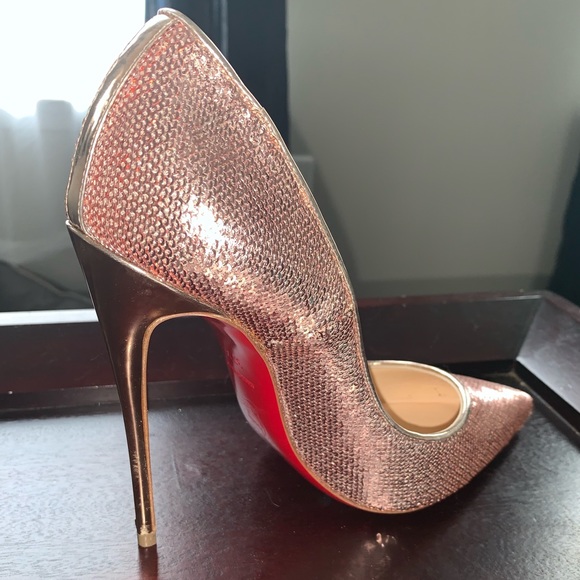 louboutin gold heels